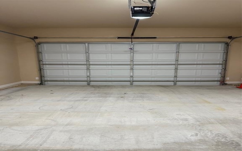 318 S Watson Street #B, Alvarado, TX 76009, 3 Habitaciones Habitaciones , ,2 BañosBaños,Residential Lease,En Alquiler,318 S Watson Street,20983357