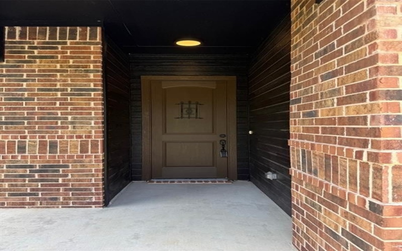 318 S Watson Street #B, Alvarado, TX 76009, 3 Habitaciones Habitaciones , ,2 BañosBaños,Residential Lease,En Alquiler,318 S Watson Street,20983357