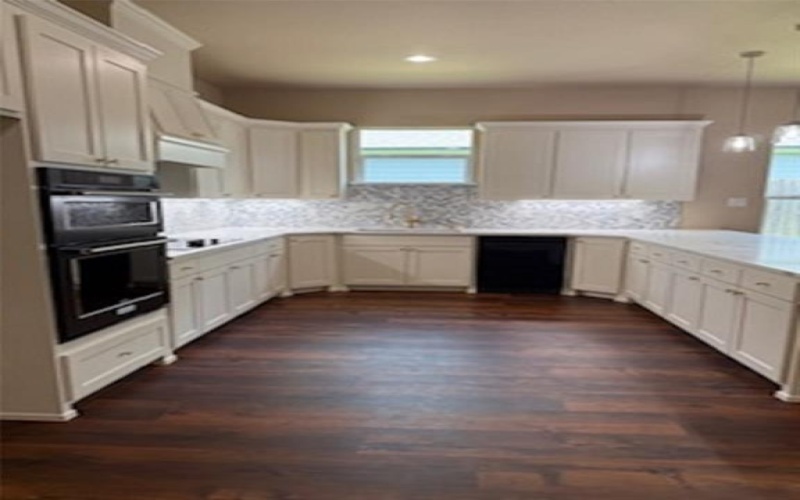 318 S Watson Street #B, Alvarado, TX 76009, 3 Habitaciones Habitaciones , ,2 BañosBaños,Residential Lease,En Alquiler,318 S Watson Street,20983357