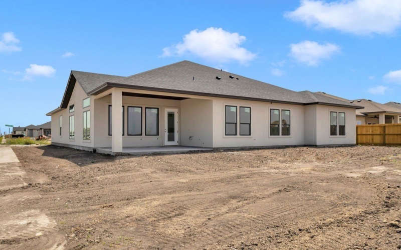 1470 Dragonstone Court, Corpus Christi, TX 78415, 5 Habitaciones Habitaciones , ,5 BañosBaños,Residential,En Venta,1470 Dragonstone Court,453404