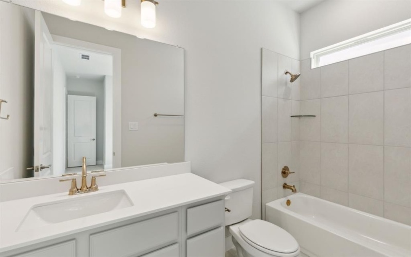 4409 Summit View Drive, McKinney, TX 75071, 4 Habitaciones Habitaciones , ,3 BañosBaños,Residential,En Venta,4409 Summit View Drive,20983686