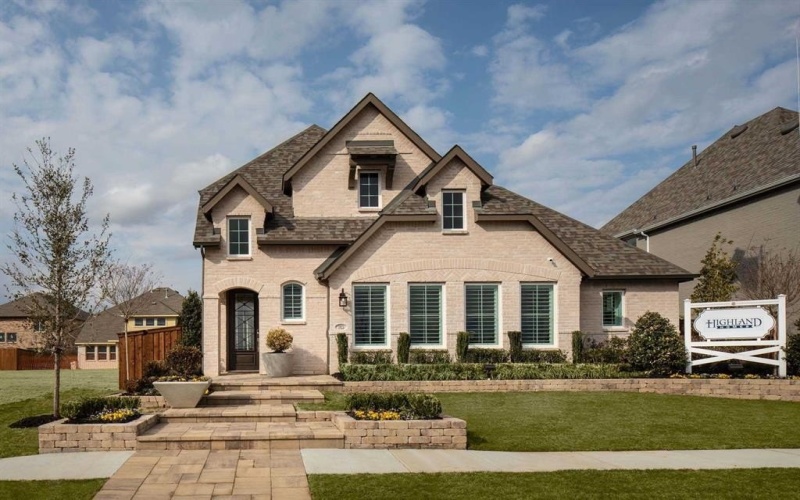 1921 Calumet Drive, Aubrey, TX 76227, 4 Bedrooms Bedrooms, ,2 BathroomsBathrooms,Residential,For Sale,1921 Calumet Drive,20983767