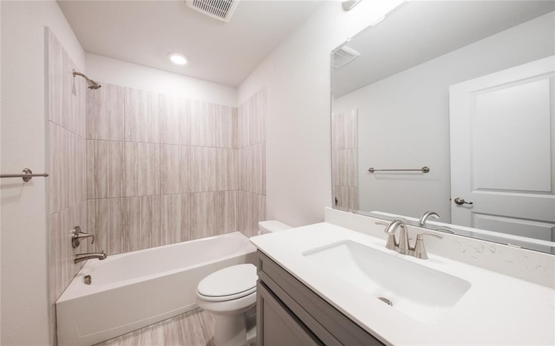 2116 Naples Drive, Rowlett, TX 75088, 4 Habitaciones Habitaciones , ,3 BañosBaños,Residential,En Venta,2116 Naples Drive,20983802