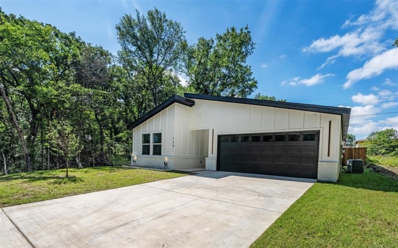 125 Bluebonnet Drive, Gun Barrel City, TX 75156, 3 Bedrooms Bedrooms, ,2 BathroomsBathrooms,Residential Lease,For Rent,125 Bluebonnet Drive,20983821