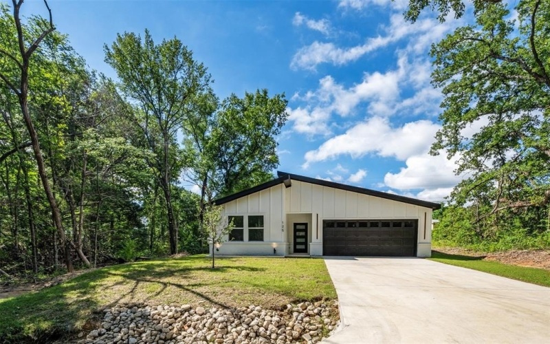 125 Bluebonnet Drive, Gun Barrel City, TX 75156, 3 Bedrooms Bedrooms, ,2 BathroomsBathrooms,Residential Lease,For Rent,125 Bluebonnet Drive,20983821