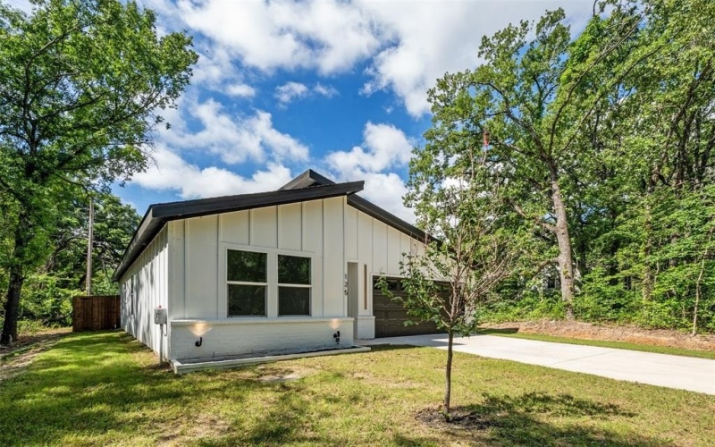 125 Bluebonnet Drive, Gun Barrel City, TX 75156, 3 Bedrooms Bedrooms, ,2 BathroomsBathrooms,Residential Lease,For Rent,125 Bluebonnet Drive,20983821