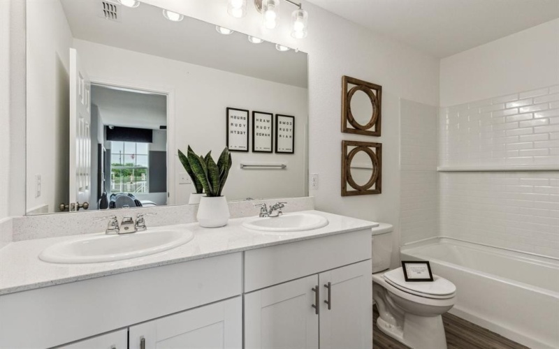 2708 Barton Springs Drive, Denton, TX 76208, 4 Bedrooms Bedrooms, ,2 BathroomsBathrooms,Residential,For Sale,2708 Barton Springs Drive,20983936