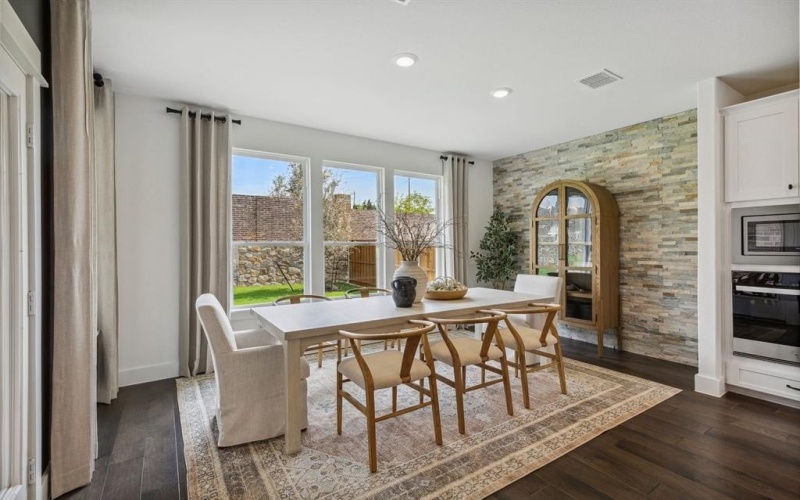 6655 Mill Creek Drive, McKinney, TX 75071, 5 Bedrooms Bedrooms, ,5 BathroomsBathrooms,Residential,For Sale,6655 Mill Creek Drive,20983949