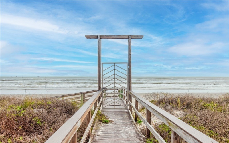 7538 La Concha Boulevard, Port Aransas, TX 78373, 4 Bedrooms Bedrooms, ,2 BathroomsBathrooms,Residential,For Sale,7538 La Concha Boulevard,453551
