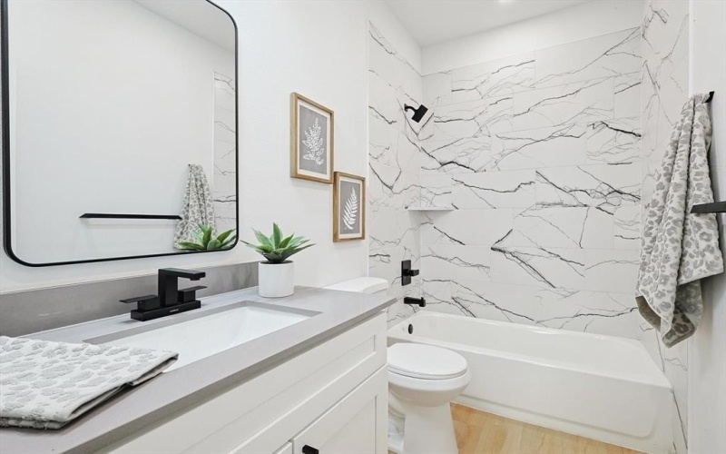 2808 Weisenberger Street #232, Fort Worth, TX 76107, 2 Bedrooms Bedrooms, ,2 BathroomsBathrooms,Residential,For Sale,2808 Weisenberger Street,20984132