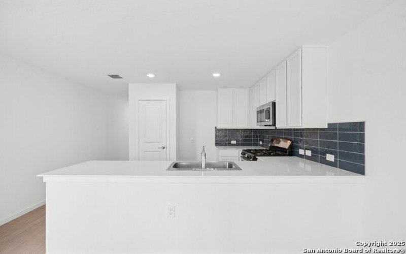 10750 Twyla Rd, San Antonio, TX 78224, 3 Bedrooms Bedrooms, ,2 BathroomsBathrooms,Residential Lease,For Rent,10750 Twyla Rd,1879620