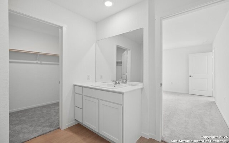 10750 Twyla Rd, San Antonio, TX 78224, 3 Bedrooms Bedrooms, ,2 BathroomsBathrooms,Residential Lease,For Rent,10750 Twyla Rd,1879620