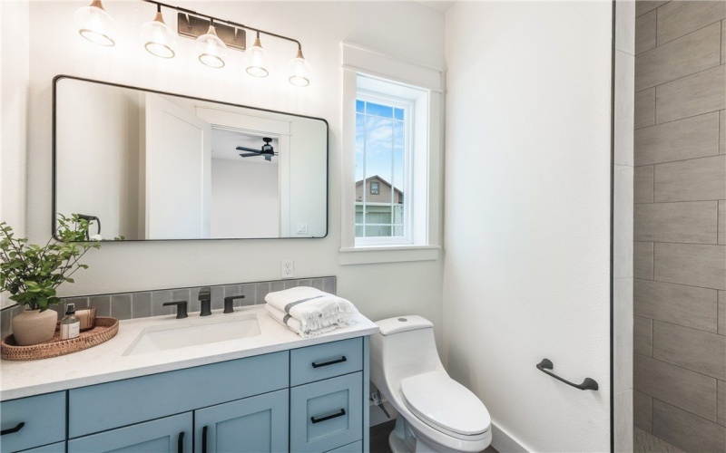 240 Nautilus Street, Port Aransas, TX 78373, 3 Habitaciones Habitaciones , ,3 BañosBaños,Residential,En Venta,240 Nautilus Street,453642