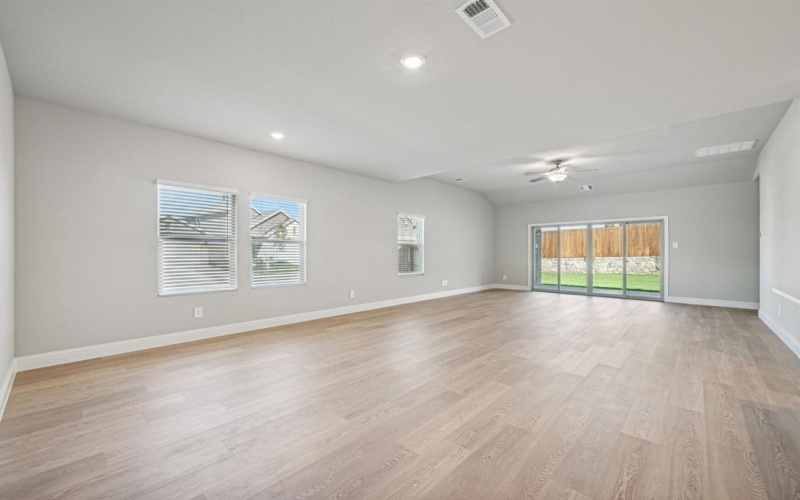 6625 Coyote Valley Trail, Fort Worth, TX 76036, 4 Habitaciones Habitaciones , ,3 BañosBaños,Residential,En Venta,6625 Coyote Valley Trail,20980093