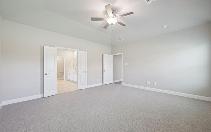 6625 Coyote Valley Trail, Fort Worth, TX 76036, 4 Habitaciones Habitaciones , ,3 BañosBaños,Residential,En Venta,6625 Coyote Valley Trail,20980093