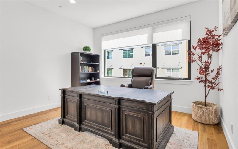 805 Pavillion #103, Dallas, TX 75204, 3 Bedrooms Bedrooms, ,3 BathroomsBathrooms,Residential,For Sale,805 Pavillion,20980351