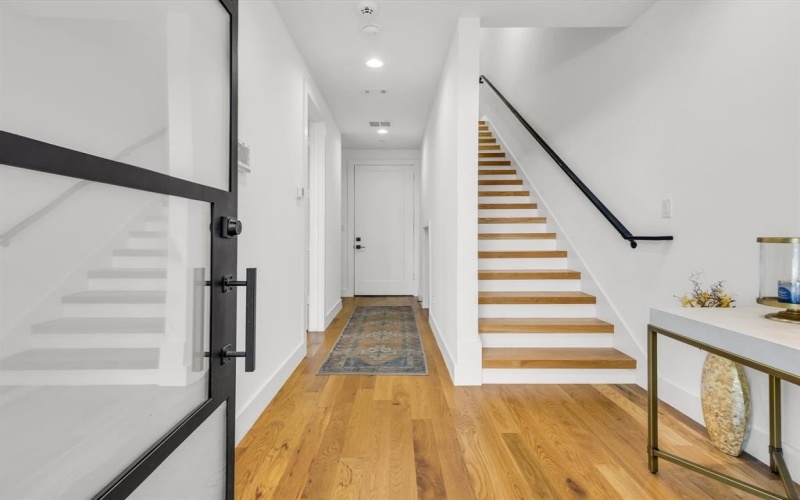 805 Pavillion #103, Dallas, TX 75204, 3 Bedrooms Bedrooms, ,3 BathroomsBathrooms,Residential,For Sale,805 Pavillion,20980351