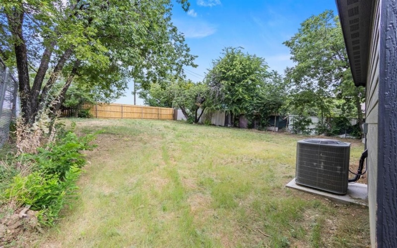 708 Mccurdy Street, Fort Worth, TX 76104, 4 Bedrooms Bedrooms, ,2 BathroomsBathrooms,Residential,For Sale,708 Mccurdy Street,20980992
