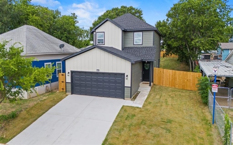 708 Mccurdy Street, Fort Worth, TX 76104, 4 Bedrooms Bedrooms, ,2 BathroomsBathrooms,Residential,For Sale,708 Mccurdy Street,20980992