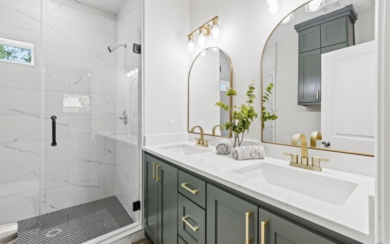 708 Mccurdy Street, Fort Worth, TX 76104, 4 Bedrooms Bedrooms, ,2 BathroomsBathrooms,Residential,For Sale,708 Mccurdy Street,20980992