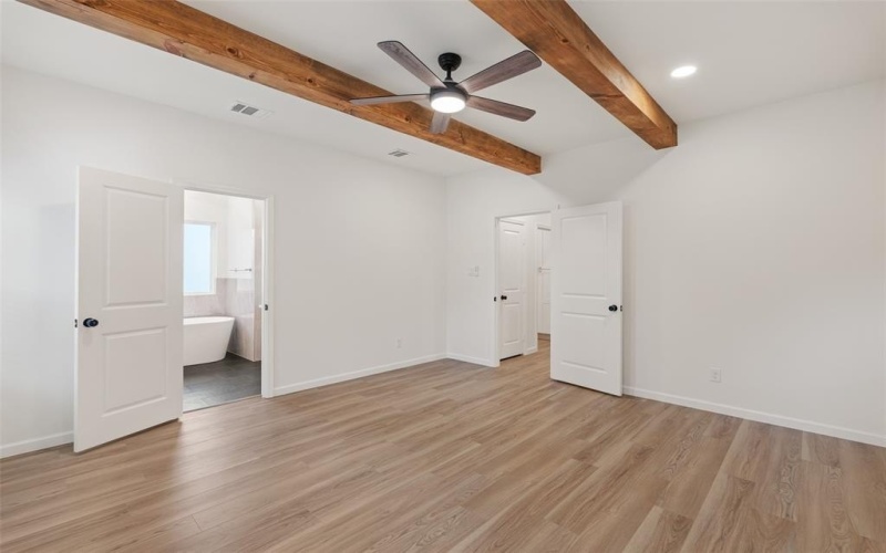 1610 Cheyenne Trail, Granbury, TX 76048, 3 Bedrooms Bedrooms, ,2 BathroomsBathrooms,Residential,For Sale,1610 Cheyenne Trail,20981979