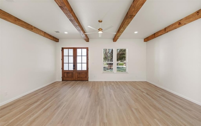 1610 Cheyenne Trail, Granbury, TX 76048, 3 Bedrooms Bedrooms, ,2 BathroomsBathrooms,Residential,For Sale,1610 Cheyenne Trail,20981979