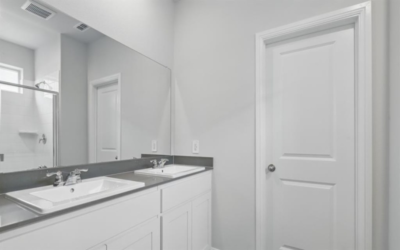 108 TRINITY Street, Grandview, TX 76050, 4 Bedrooms Bedrooms, ,2 BathroomsBathrooms,Residential,For Sale,108 TRINITY Street,20982367