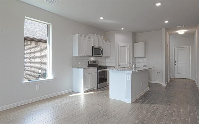 108 TRINITY Street, Grandview, TX 76050, 4 Bedrooms Bedrooms, ,2 BathroomsBathrooms,Residential,For Sale,108 TRINITY Street,20982367