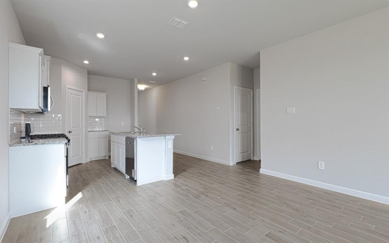 108 TRINITY Street, Grandview, TX 76050, 4 Bedrooms Bedrooms, ,2 BathroomsBathrooms,Residential,For Sale,108 TRINITY Street,20982367