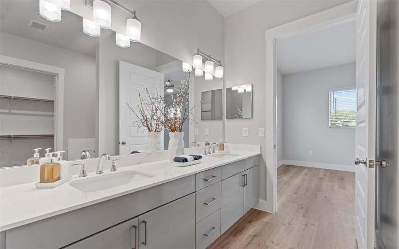 579 LLOYDS ROAD #816A, Little Elm, TX 75068, 4 Bedrooms Bedrooms, ,5 BathroomsBathrooms,Residential Lease,For Rent,579 LLOYDS ROAD,20982941