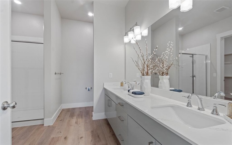 579 LLOYDS ROAD #816A, Little Elm, TX 75068, 4 Bedrooms Bedrooms, ,5 BathroomsBathrooms,Residential Lease,For Rent,579 LLOYDS ROAD,20982941