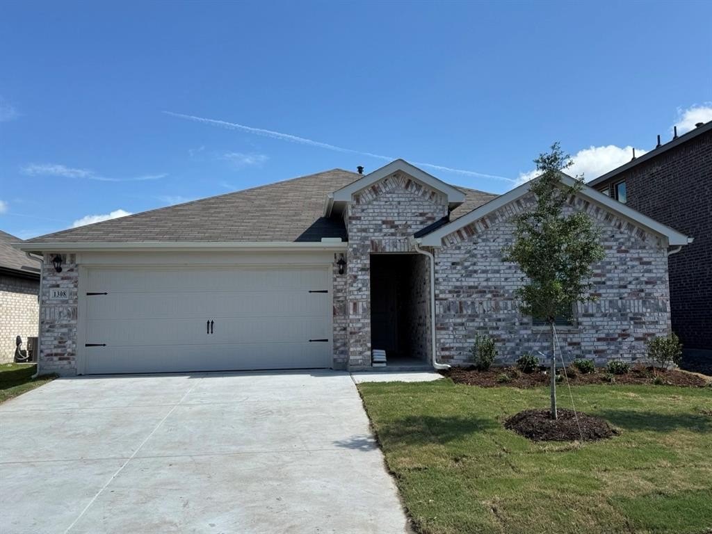 1308 Mccasland Drive, Royse City, TX 75189, 4 Bedrooms Bedrooms, ,2 BathroomsBathrooms,Residential Lease,For Rent,1308 Mccasland Drive,20983000