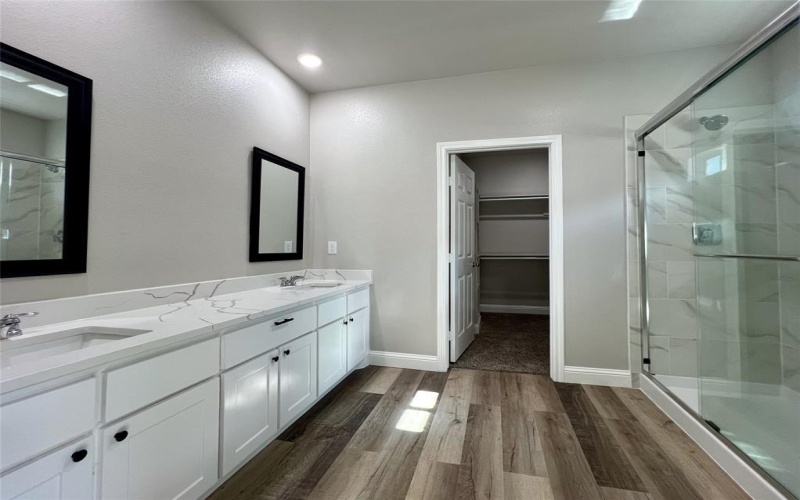 4701 Lee Street, Greenville, TX 75401, 3 Habitaciones Habitaciones , ,2 BañosBaños,Residential,En Venta,4701 Lee Street,20983125