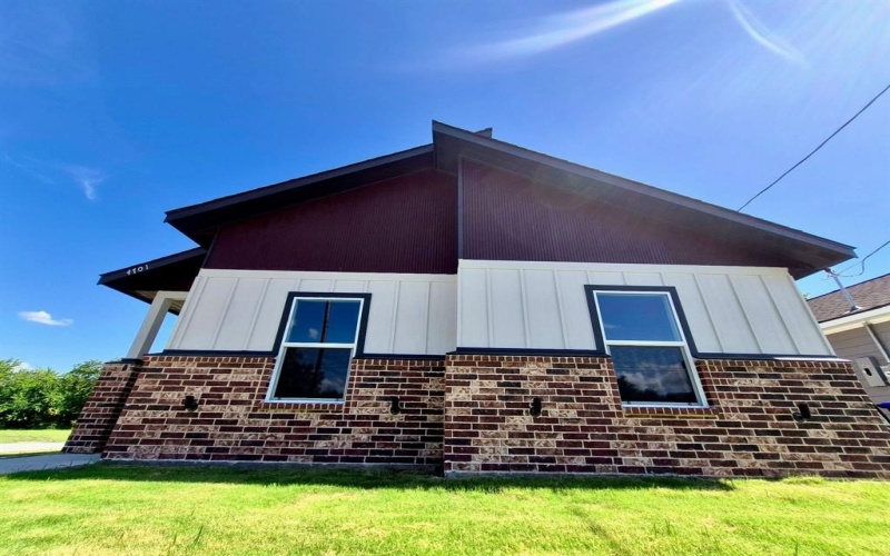 4701 Lee Street, Greenville, TX 75401, 3 Habitaciones Habitaciones , ,2 BañosBaños,Residential,En Venta,4701 Lee Street,20983125