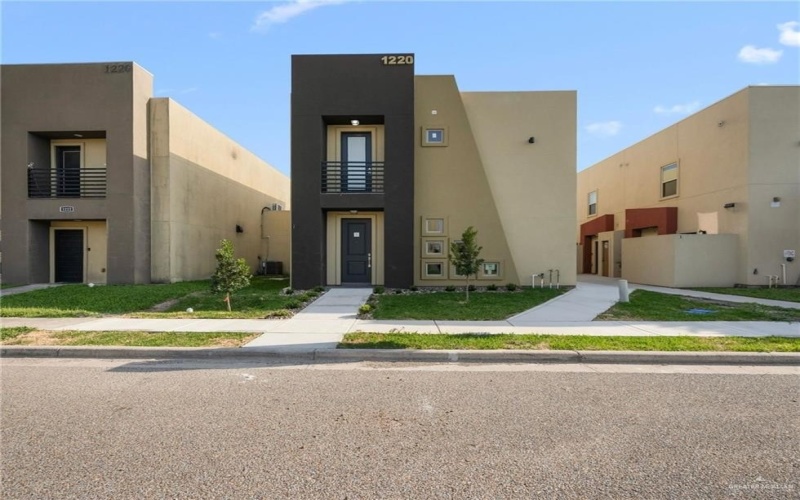 1220 E Camellia Avenue #1, McAllen, TX 78501, 2 Bedrooms Bedrooms, ,2 BathroomsBathrooms,Residential Lease,For Rent,1220 E Camellia Avenue,474810