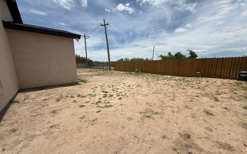 1405 Wilfrano Dr, Laredo, TX 78046, 4 Habitaciones Habitaciones , ,2 BañosBaños,Residential,En Venta,1405 Wilfrano Dr,20252783