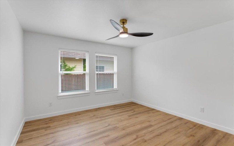 309 E Shepherd Street, Denison, TX 75021, 4 Bedrooms Bedrooms, ,2 BathroomsBathrooms,Residential Lease,For Rent,309 E Shepherd Street,20984316