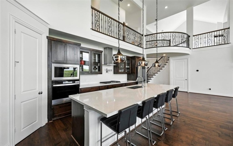 1018 Cascading Creek Drive, Rockwall, TX 75087, 5 Bedrooms Bedrooms, ,5 BathroomsBathrooms,Residential,For Sale,1018 Cascading Creek Drive,20984320