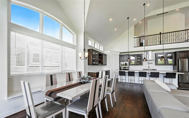 1018 Cascading Creek Drive, Rockwall, TX 75087, 5 Bedrooms Bedrooms, ,5 BathroomsBathrooms,Residential,For Sale,1018 Cascading Creek Drive,20984320