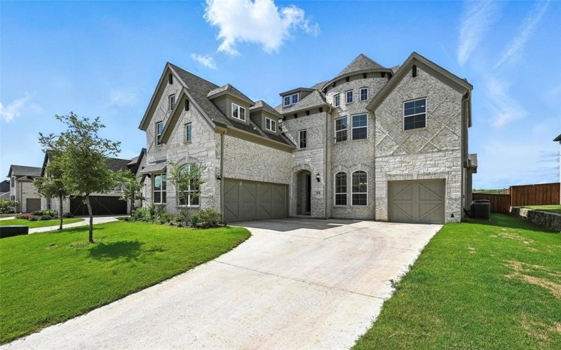 1018 Cascading Creek Drive, Rockwall, TX 75087, 5 Bedrooms Bedrooms, ,5 BathroomsBathrooms,Residential,For Sale,1018 Cascading Creek Drive,20984320