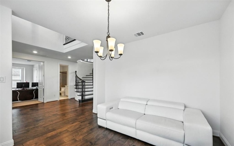 1018 Cascading Creek Drive, Rockwall, TX 75087, 5 Bedrooms Bedrooms, ,5 BathroomsBathrooms,Residential,For Sale,1018 Cascading Creek Drive,20984320