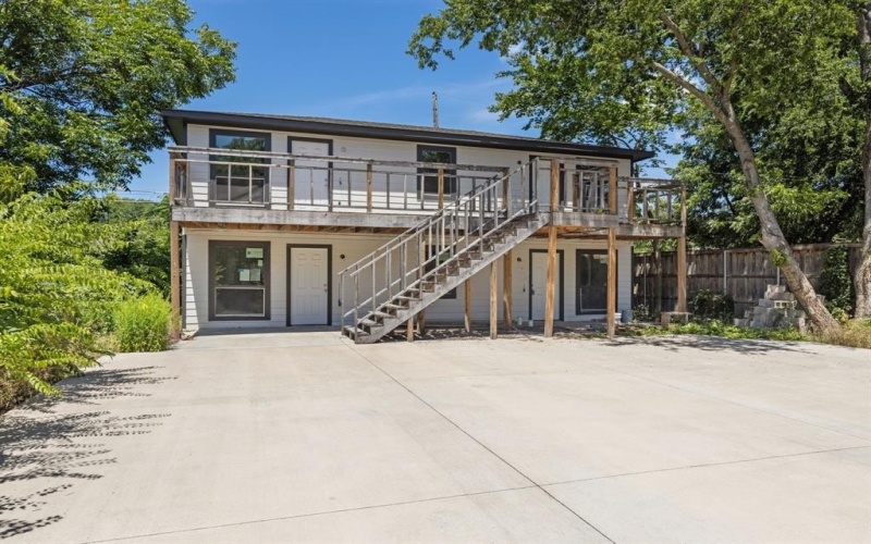 1011 S Montclair Avenue, Dallas, TX 75208, 4 Bedrooms Bedrooms, ,5 BathroomsBathrooms,Residential Multi Family,For Sale,1011 S Montclair Avenue,20984454