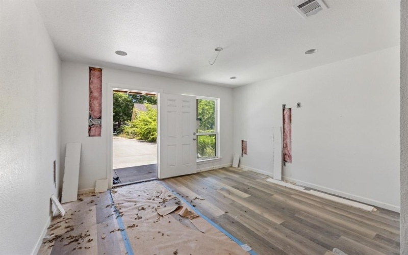 1011 S Montclair Avenue, Dallas, TX 75208, 4 Bedrooms Bedrooms, ,5 BathroomsBathrooms,Residential Multi Family,For Sale,1011 S Montclair Avenue,20984454