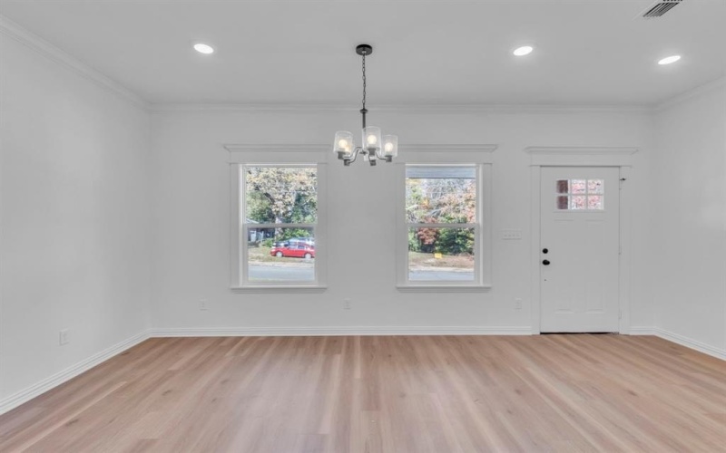 1410 W Connally Street, Tyler, TX 75701, 3 Bedrooms Bedrooms, ,2 BathroomsBathrooms,Residential,For Sale,1410 W Connally Street,20984530
