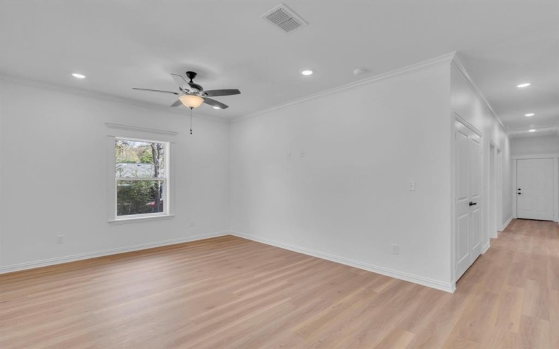 1410 W Connally Street, Tyler, TX 75701, 3 Bedrooms Bedrooms, ,2 BathroomsBathrooms,Residential,For Sale,1410 W Connally Street,20984530