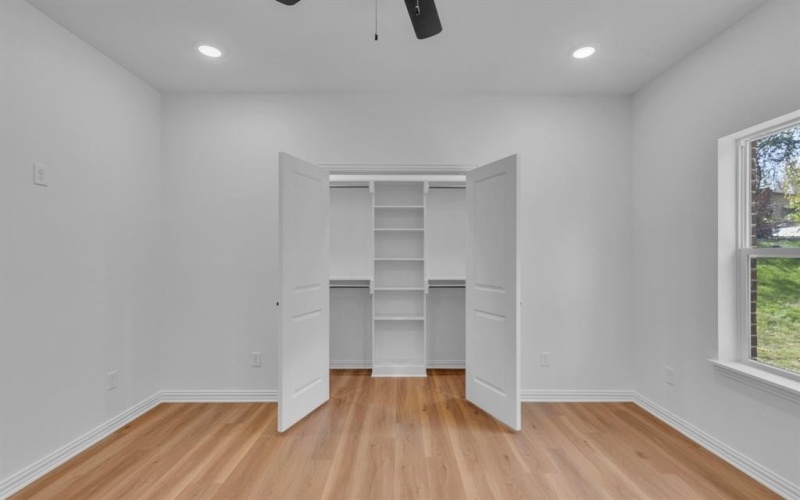 1410 W Connally Street, Tyler, TX 75701, 3 Bedrooms Bedrooms, ,2 BathroomsBathrooms,Residential,For Sale,1410 W Connally Street,20984530