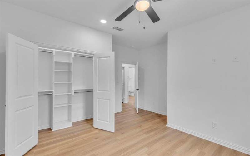 1410 W Connally Street, Tyler, TX 75701, 3 Bedrooms Bedrooms, ,2 BathroomsBathrooms,Residential,For Sale,1410 W Connally Street,20984530