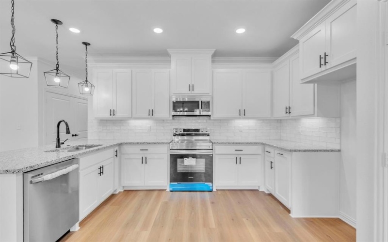 1410 W Connally Street, Tyler, TX 75701, 3 Bedrooms Bedrooms, ,2 BathroomsBathrooms,Residential,For Sale,1410 W Connally Street,20984530