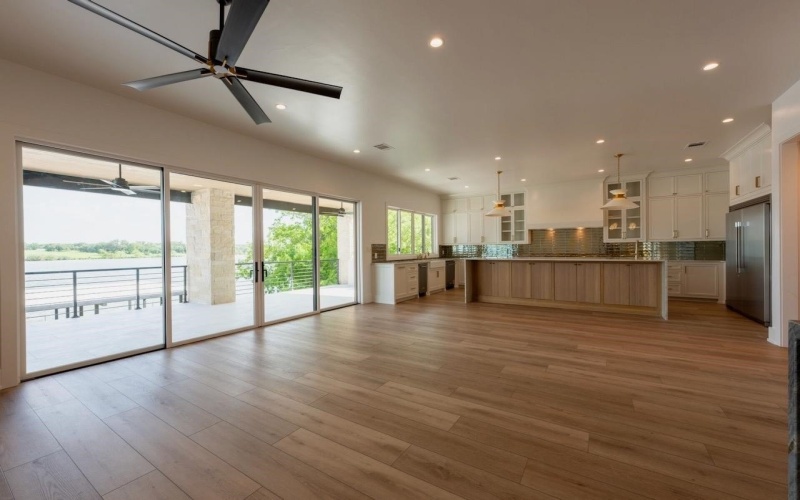154 RIVERFRONT DRIVE, Kingsland, TX 78639, 9 Habitaciones Habitaciones , ,9 BañosBaños,Residential,En Venta,154 RIVERFRONT DRIVE,174061