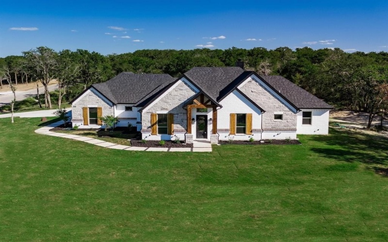 2032 Glenhollow Drive, Weatherford, TX 76088, 4 Bedrooms Bedrooms, ,3 BathroomsBathrooms,Residential,For Sale,2032 Glenhollow Drive,20948076